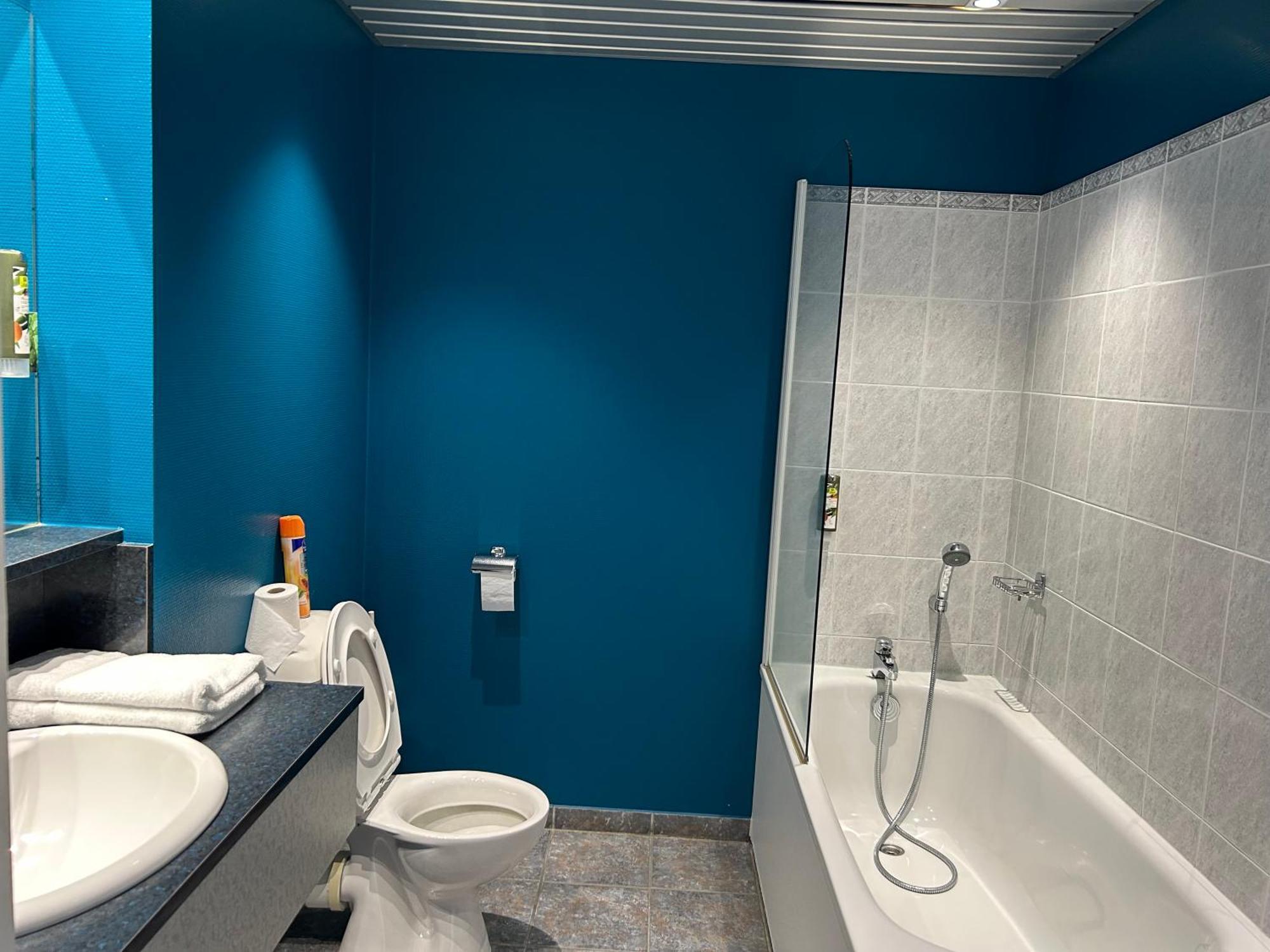 Le Bel Vue Hotell Le Cergne Eksteriør bilde